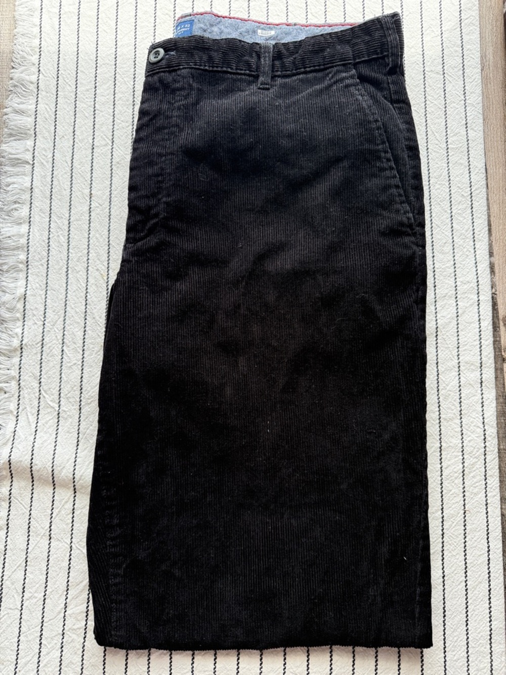 Izod Black Corduroy Straight Fit Pants